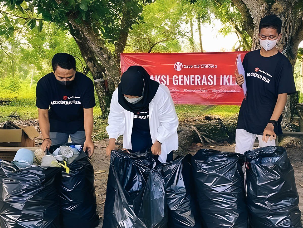 TUTURA.ID - Aksi nyata mitigasi krisis iklim dua remaja Sulteng 