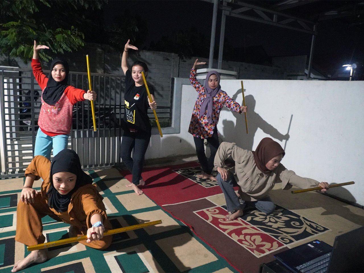TUTURA.ID - Komunitas Pelajar Berbudaya pesemaian dalam melestarikan kesenian tradisional Sulteng