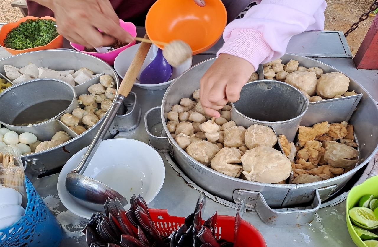 TUTURA.ID - Makan siomai tanpa takut, ini cara deteksi kandungan daging tikus