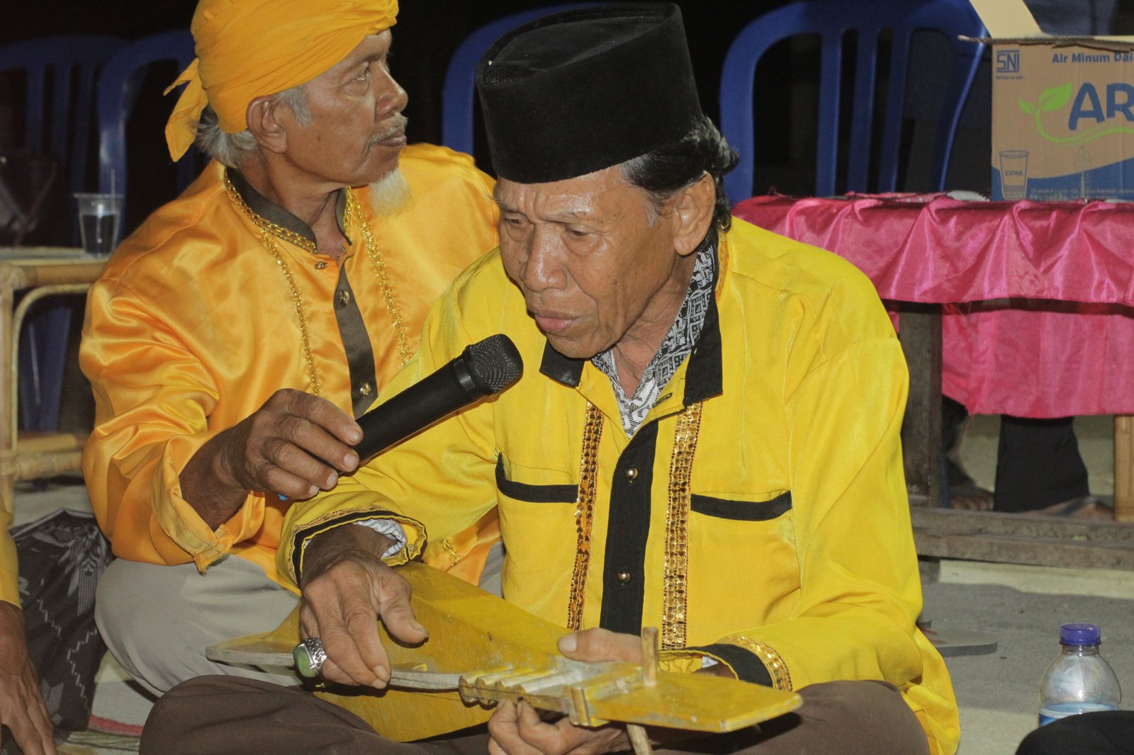 TUTURA.ID - Gumbuyo, lantunan syair suku Lauje yang sarat doa dan sumber pesan leluhur  