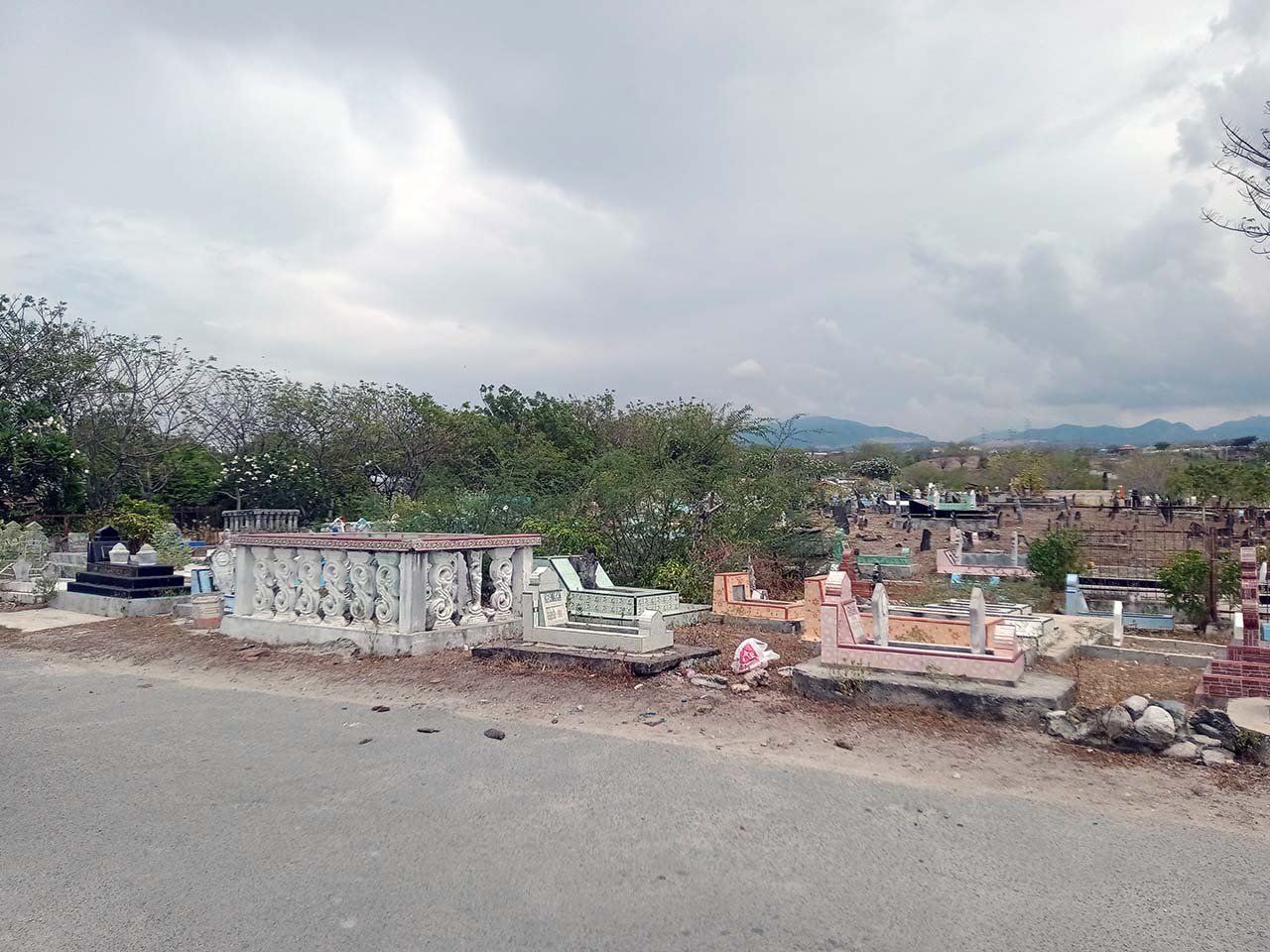 TUTURA.ID - Mengatasi persoalan krisis lahan makam di Kota Palu