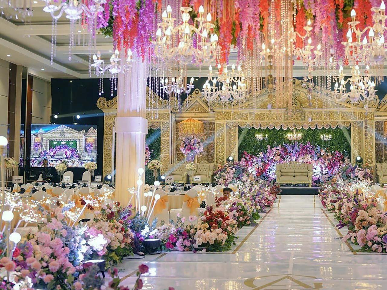 TUTURA.ID - Peran wedding organizer mewujudkan momen indah tak terlupakan